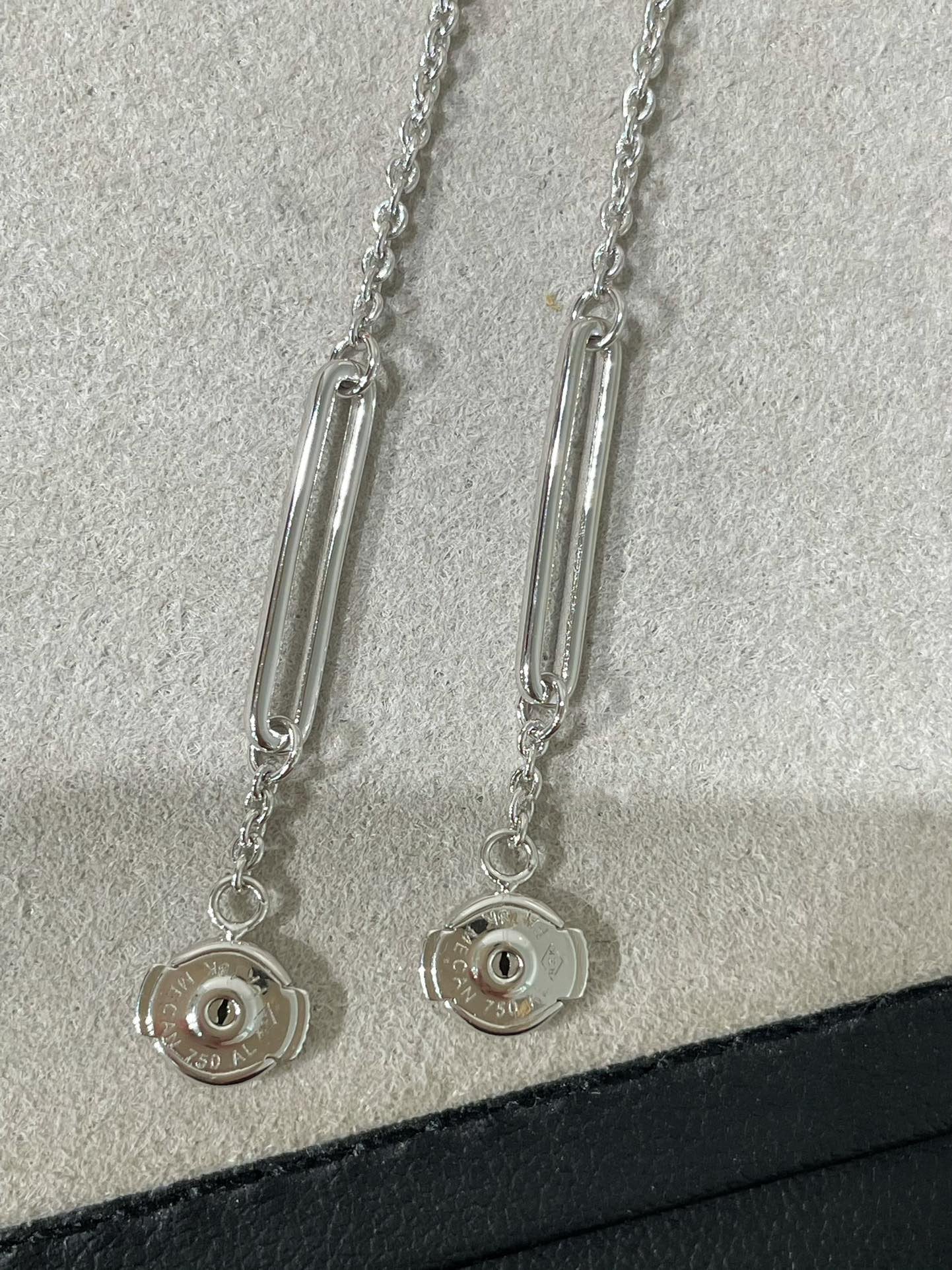 HERMES CHAINE CHAOS DIAMOND DROP EARRINGS