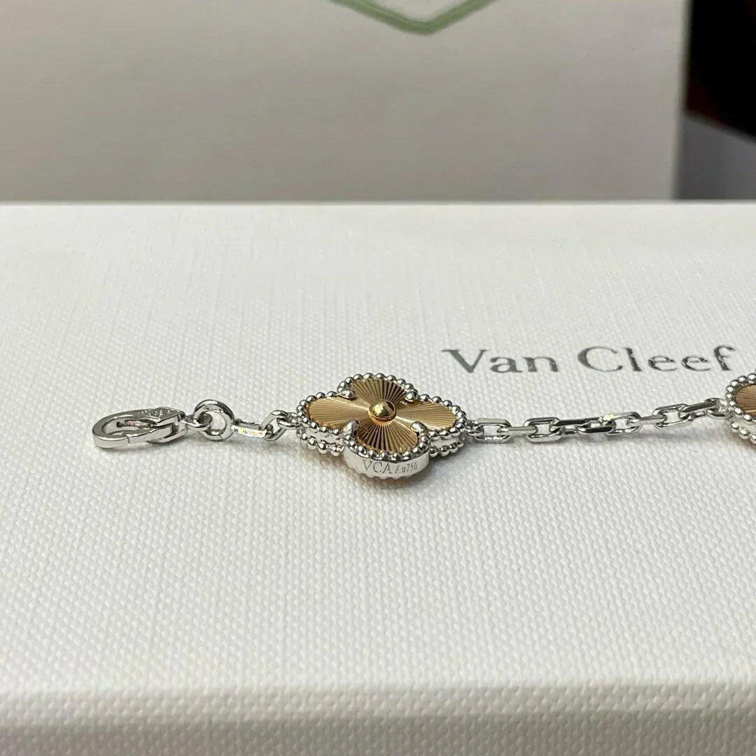 VCA CLOVER 5 MOTIF LASER BRACELET COLLECTION
